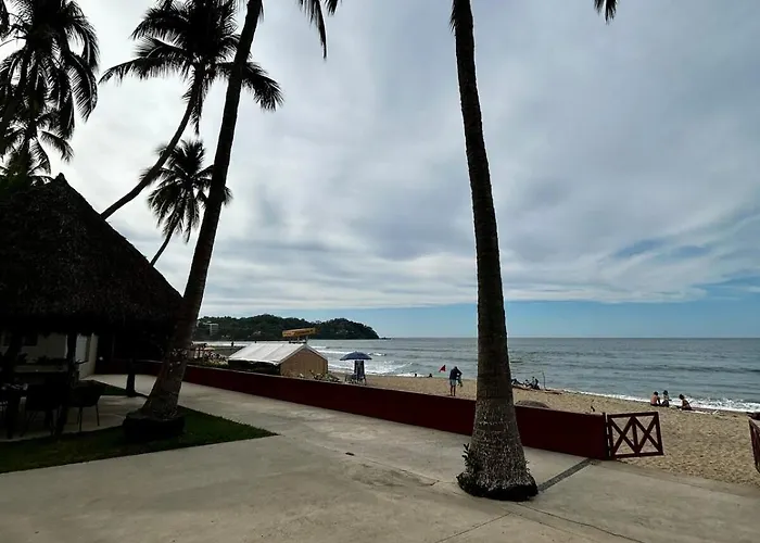 Casa Mara Beachfront Villa - Pool & Sunset Views